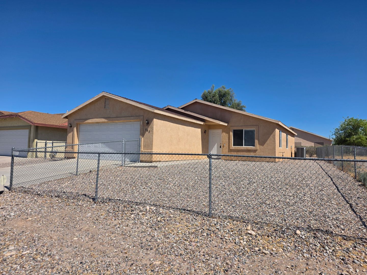 Bullhead City House: 582 Ramar Rd