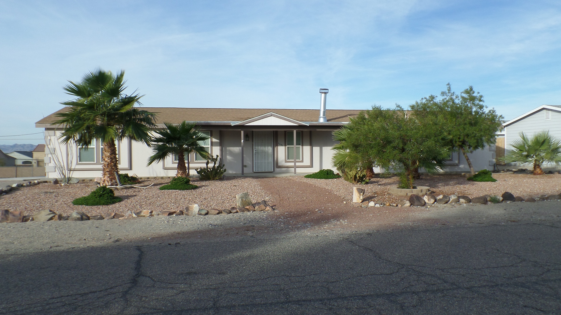 Fort Mohave House: 5661 Gazelle Dr