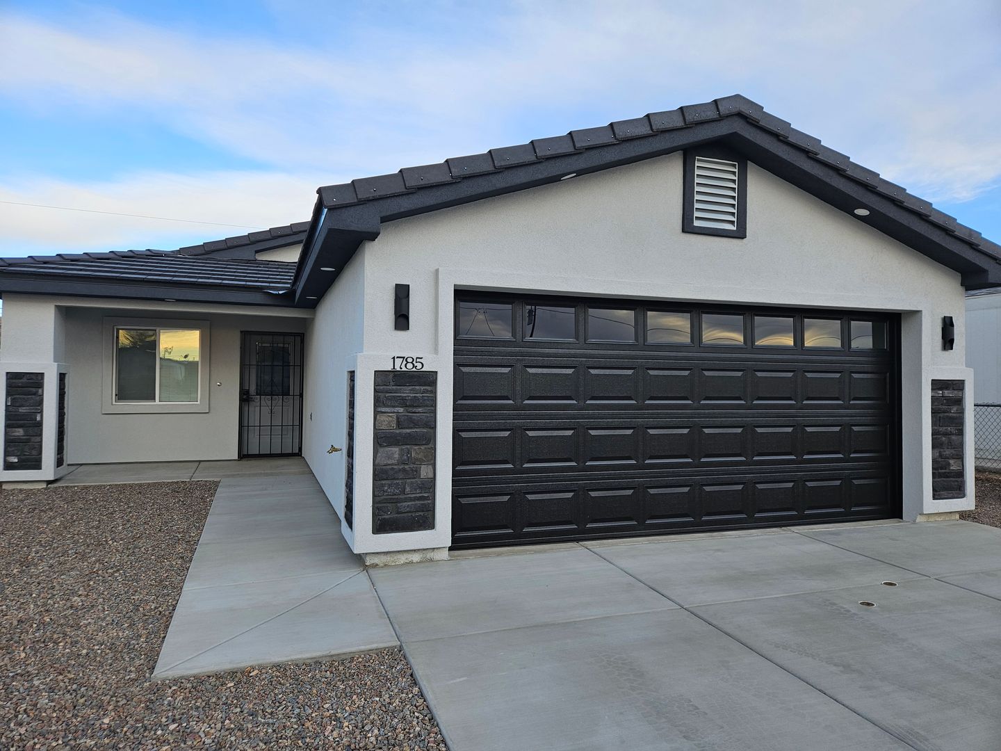 Bullhead City House: 1785 Forest