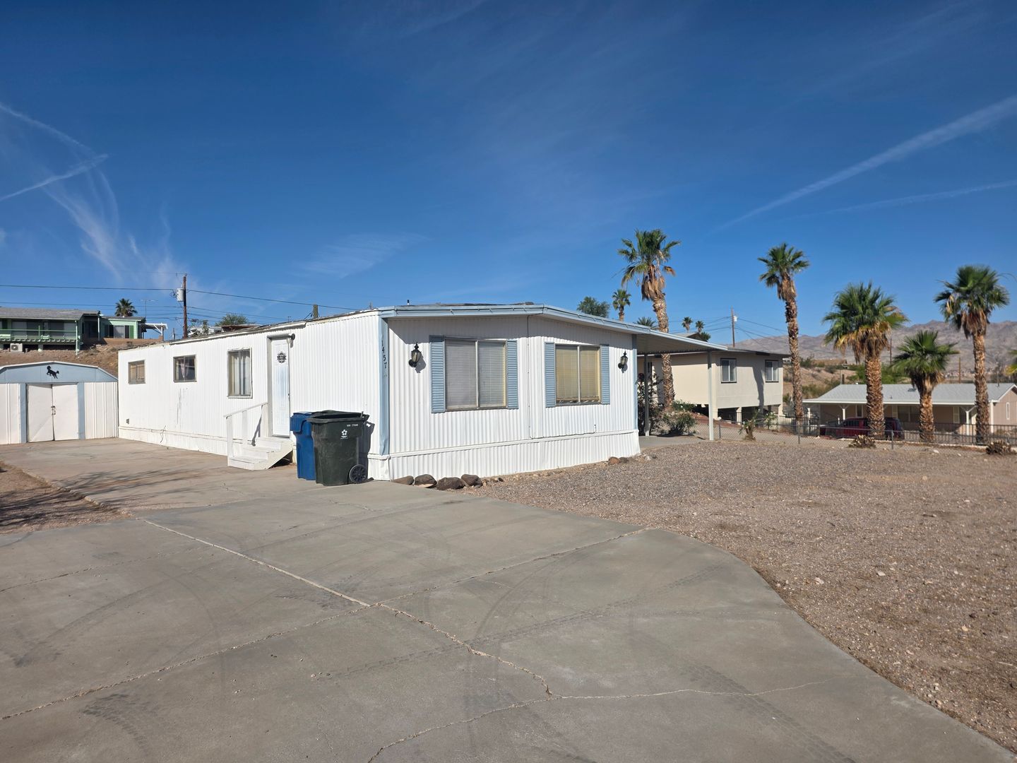 Bullhead City House: 1457 Luna Ln