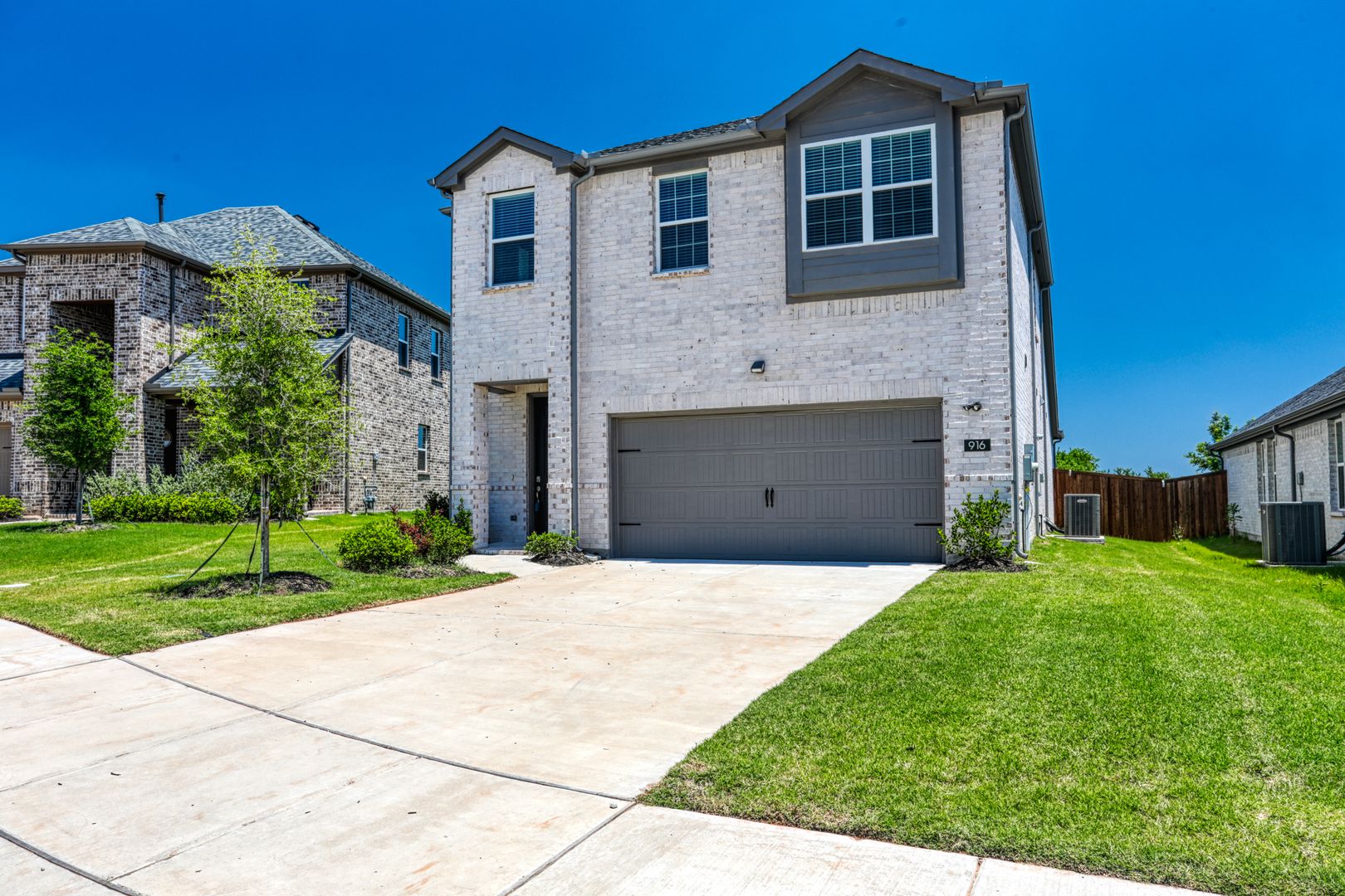 Anna House: 916 Lido Lane - Lido St