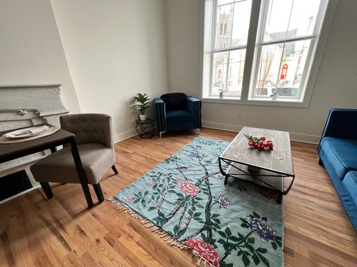 Newly Renovated 1 Bed 1 Bath Apartment