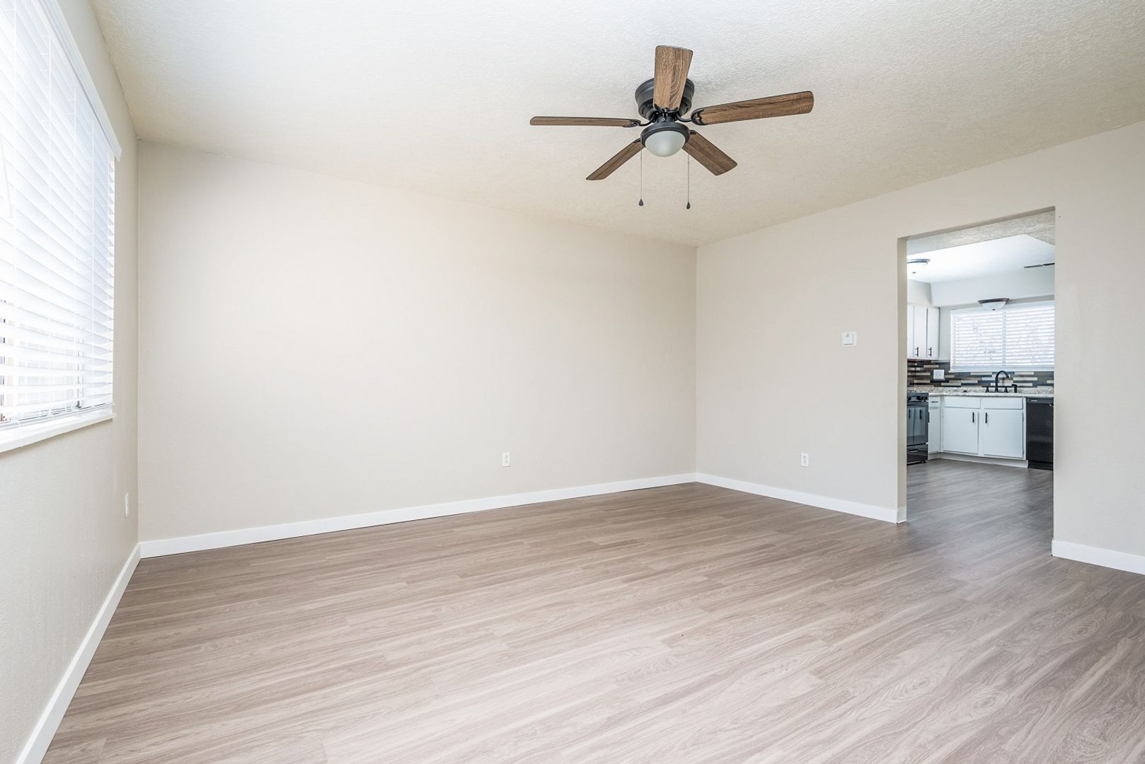Albuquerque Apartment: 12008 Phoenix Ave NE