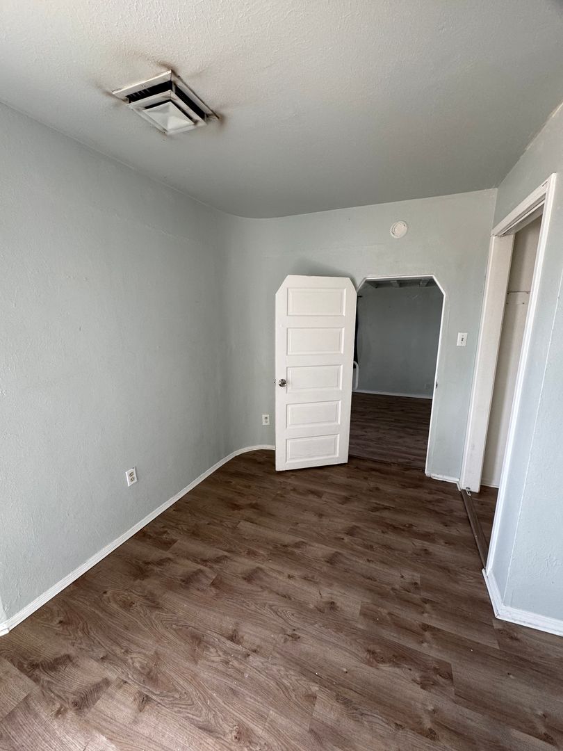 Albuquerque Apartment: 1720 Arno St SE