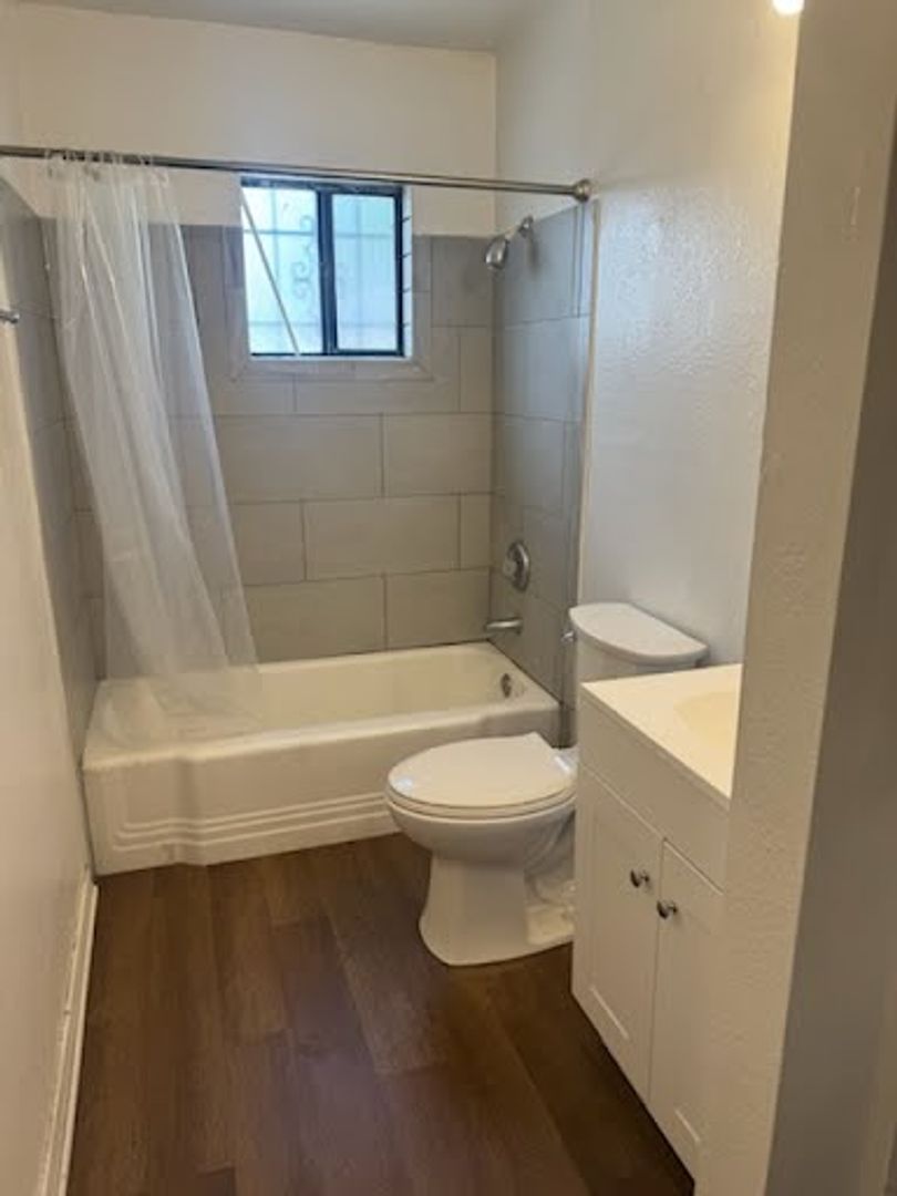 Albuquerque Apartment: 305 Wisconsin