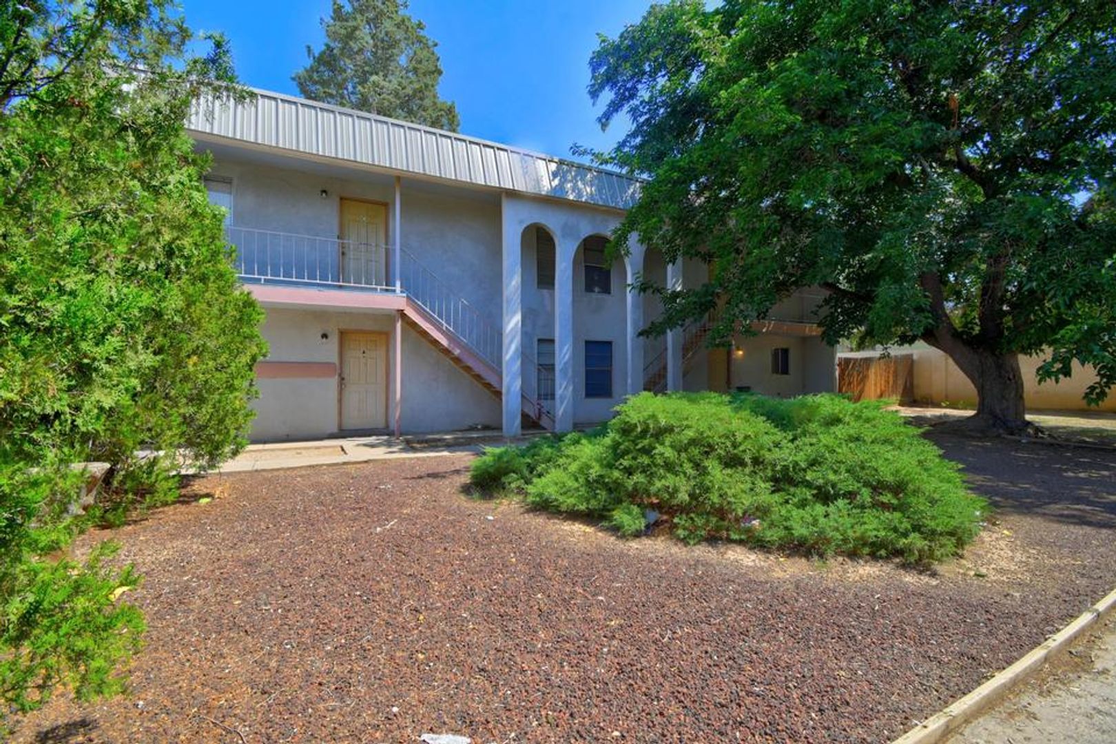Albuquerque Apartment: 1816 Mary Ellen St NE