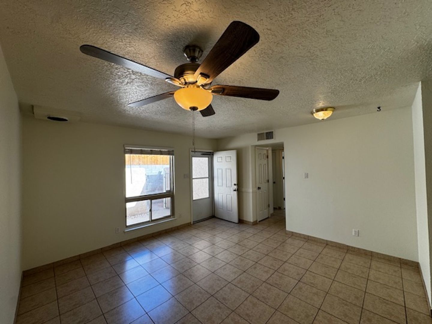 Albuquerque Apartment: 12244 Menaul Blvd NE