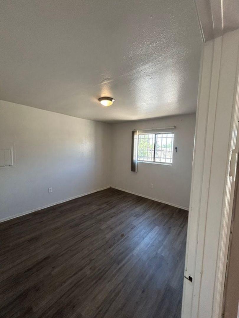 Albuquerque Apartment: 301 Wisconsin
