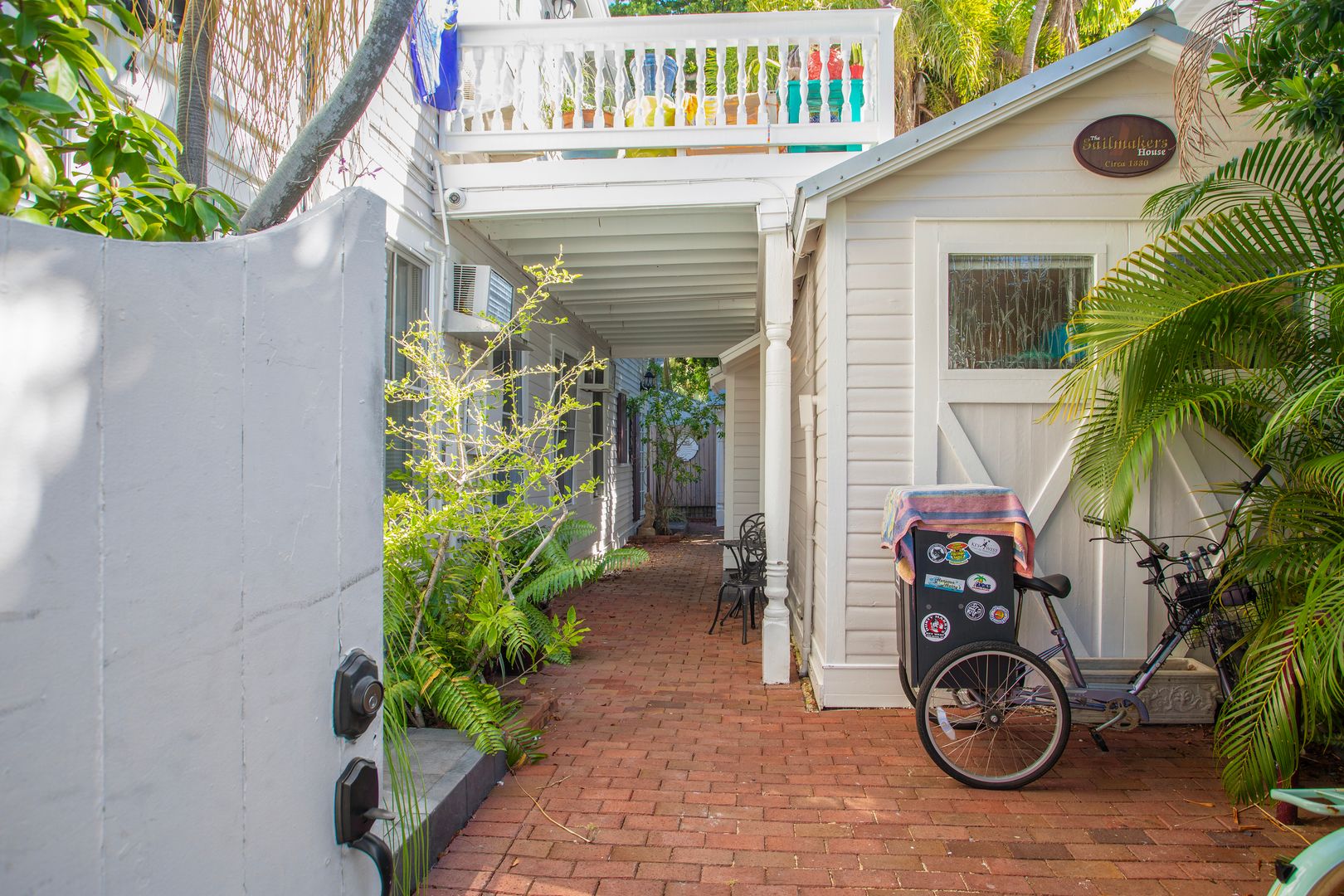 Key West House: 327 Margaret Street