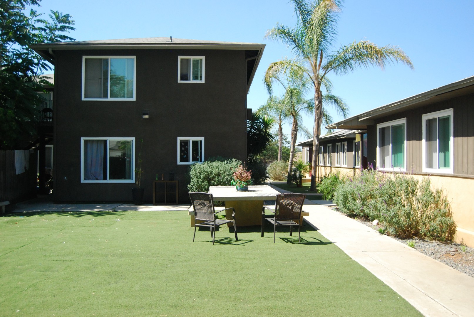 El Cajon Apartment: 621-637 Grape Street
