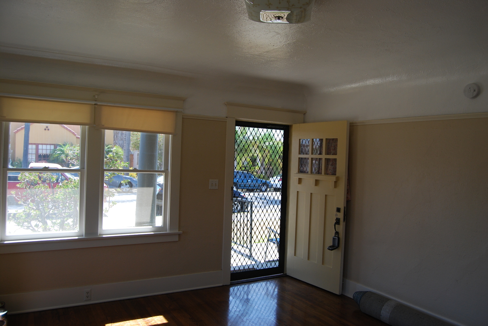 San Diego House: 3744 1/2 Ray Street
