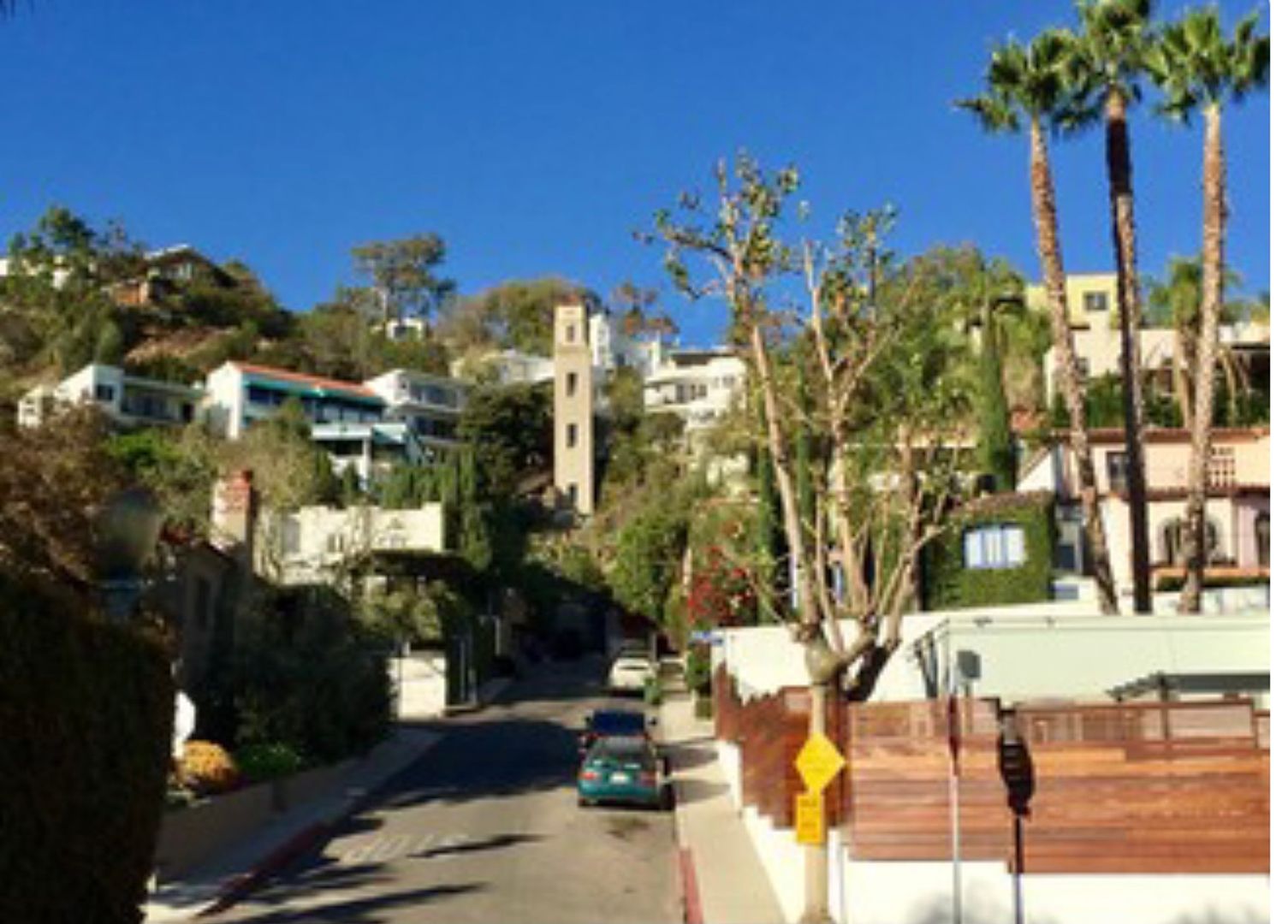 Los Angeles Apartment: 2036-2050 High Tower Drive