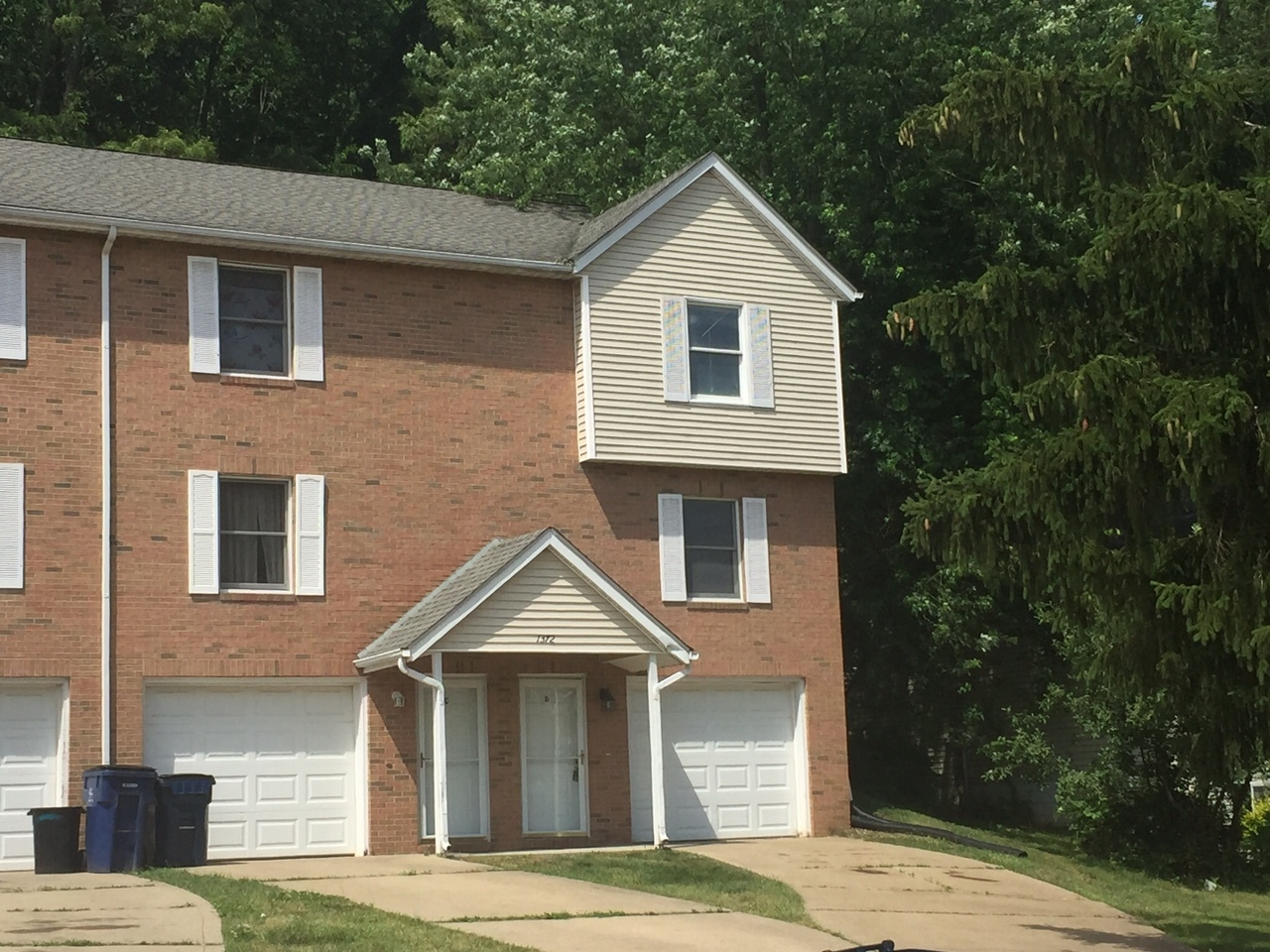 Newark Apartment: 1372 D Twin Pines Trail