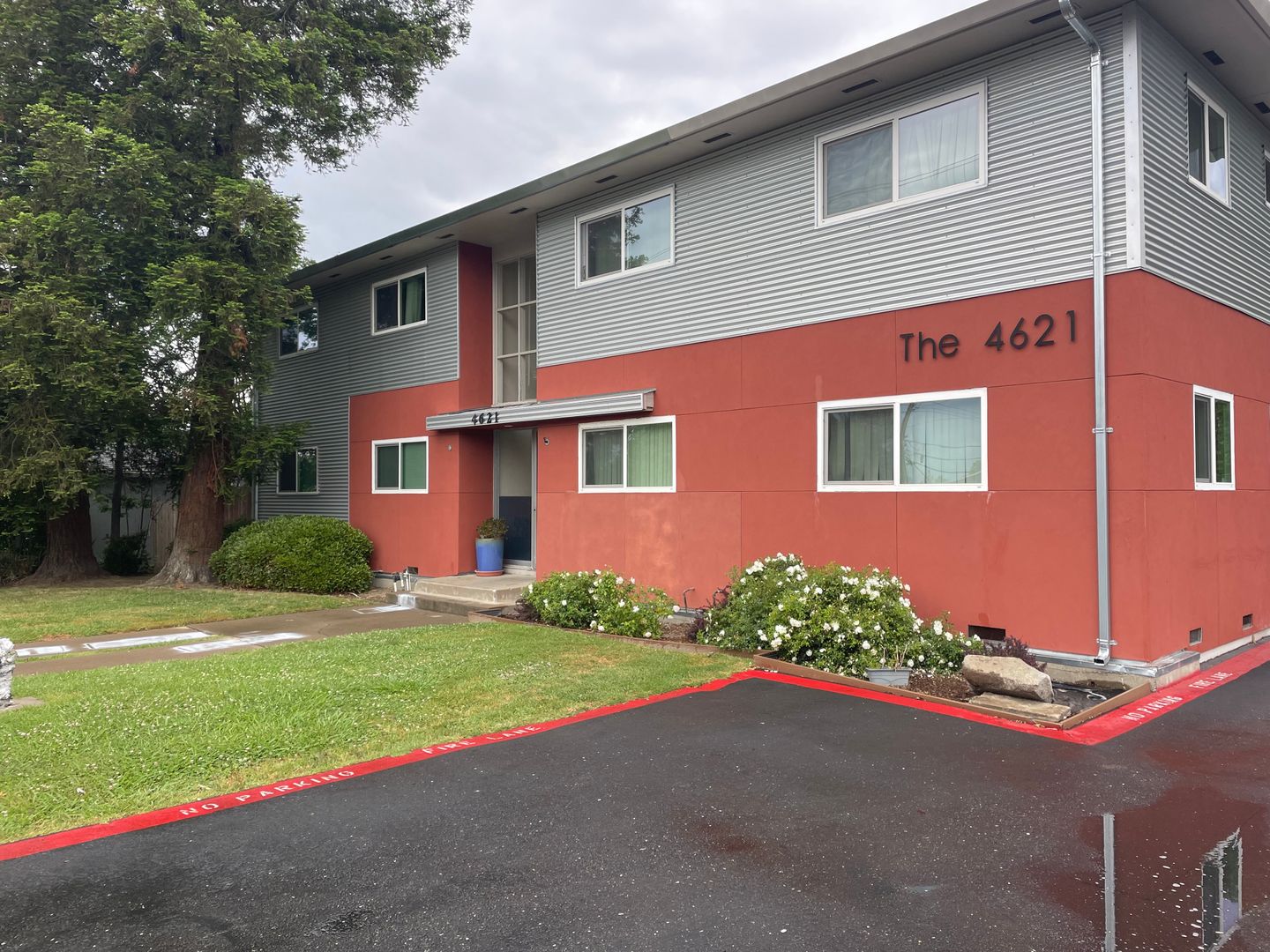 Sacramento Apartment: 4621 El Camino Ave