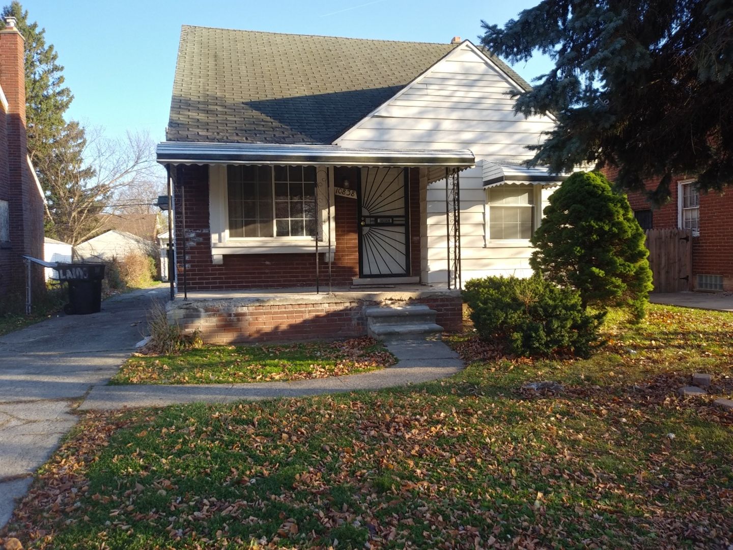 Detroit House: 10838 Somerset Ave