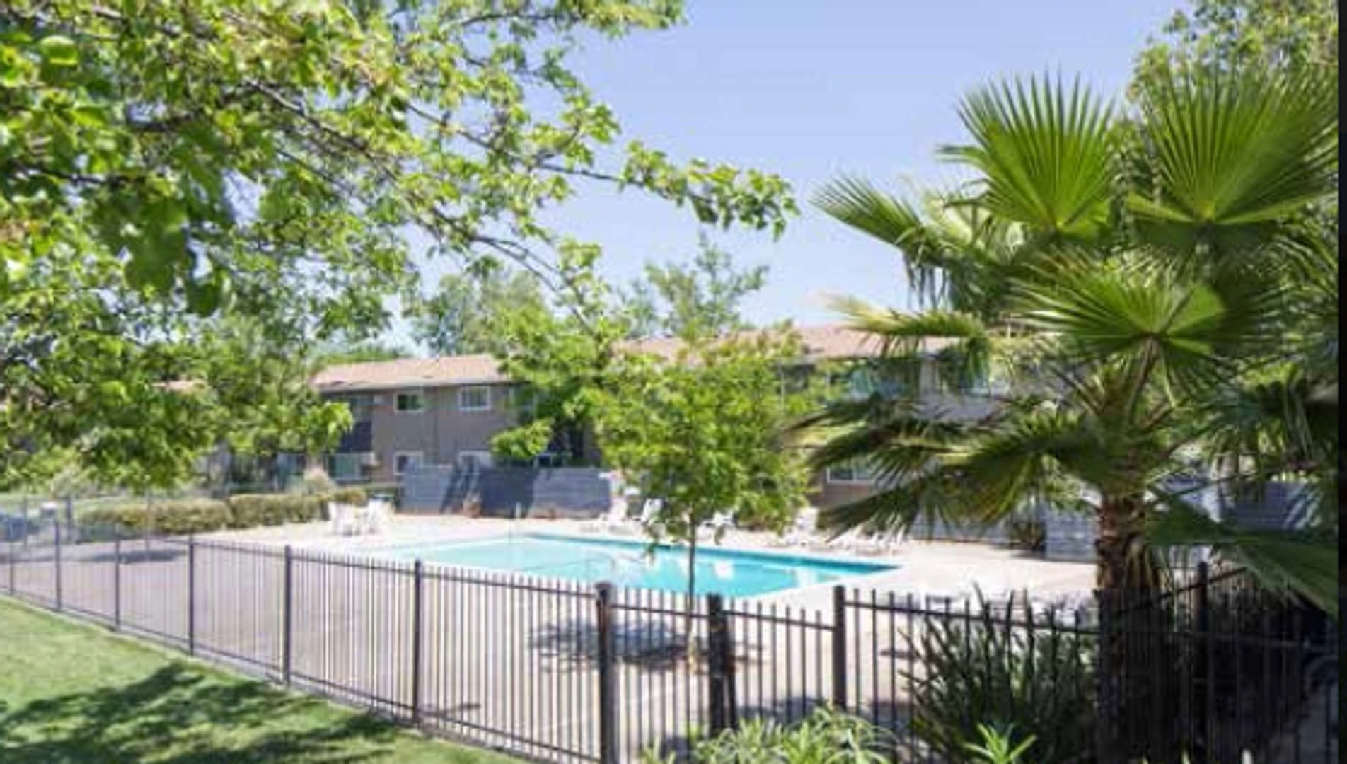 North Highlands Apartment: 5520 Generals Place