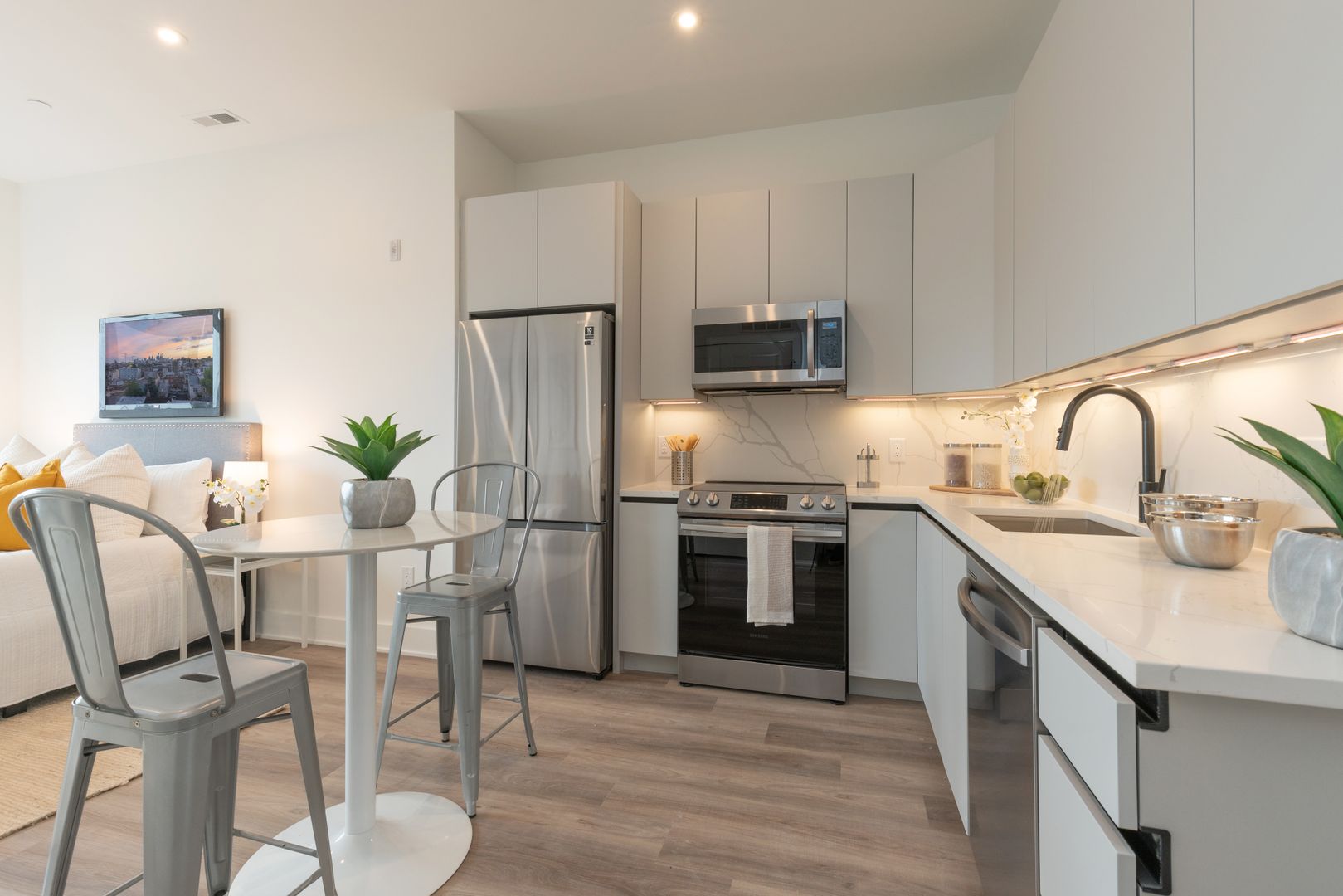 Philadelphia Apartment: 1421 E Columbia Avenue