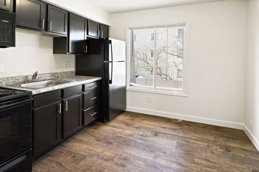 Premier River Bend Living | Save Up to $500 on Move-In Costs!