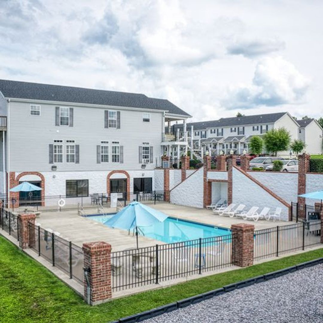 Crossville Apartment: 254 Charleston Lane