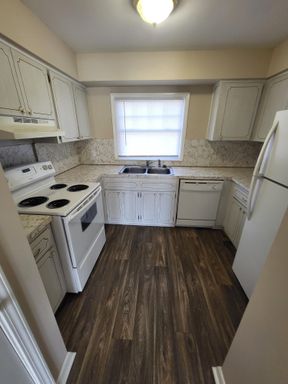 Highland Courtyard Loop, Crossville, TN 38555