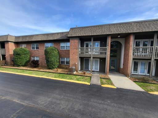 Hayes Street, Crossville, TN 38555