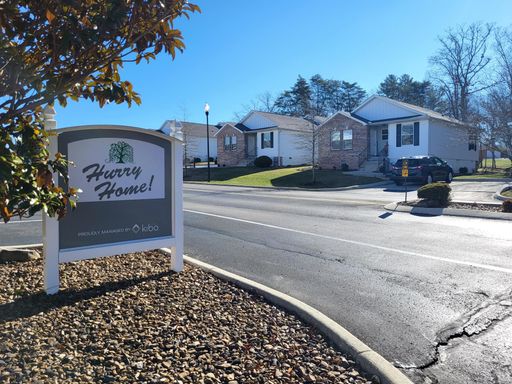 254 Charleston Lane, Crossville, TN 38555