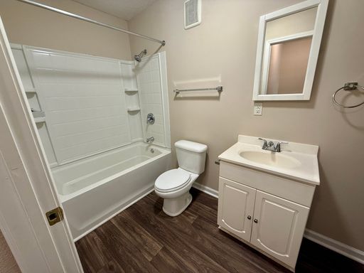 1661 Sparta Hwy, Crossville, TN 38555