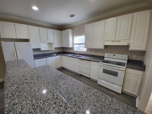 254 Charleston Lane, Crossville, TN 38555