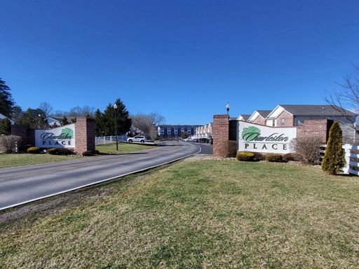 254 Charleston Lane, Crossville, TN 38555