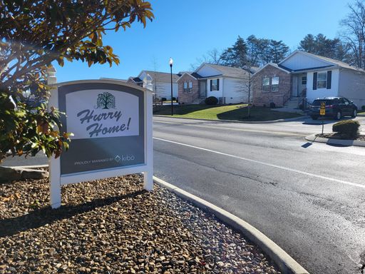 254 Charleston Lane, Crossville, TN 38555