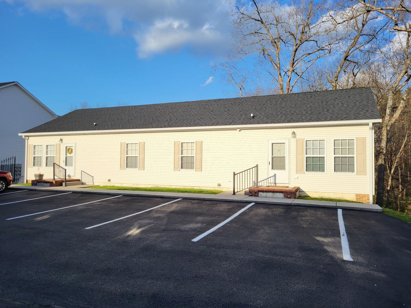 Crossville Apartment: 254 Charleston Lane