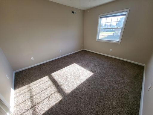 Highland Courtyard Loop, Crossville, TN 38555