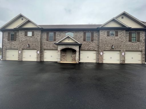 75 E Veterans Dr, Cookeville, TN 38501