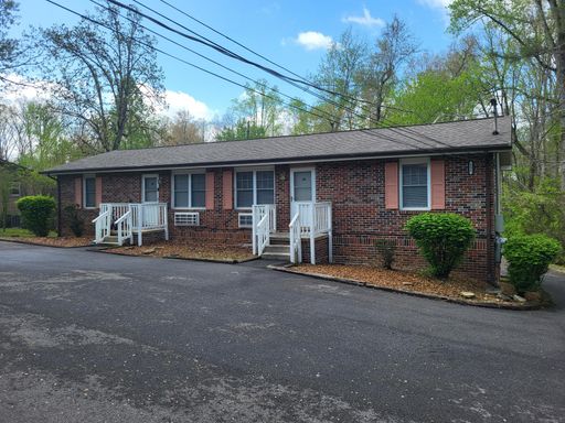 Halstead Drive, Crossville, TN 38555