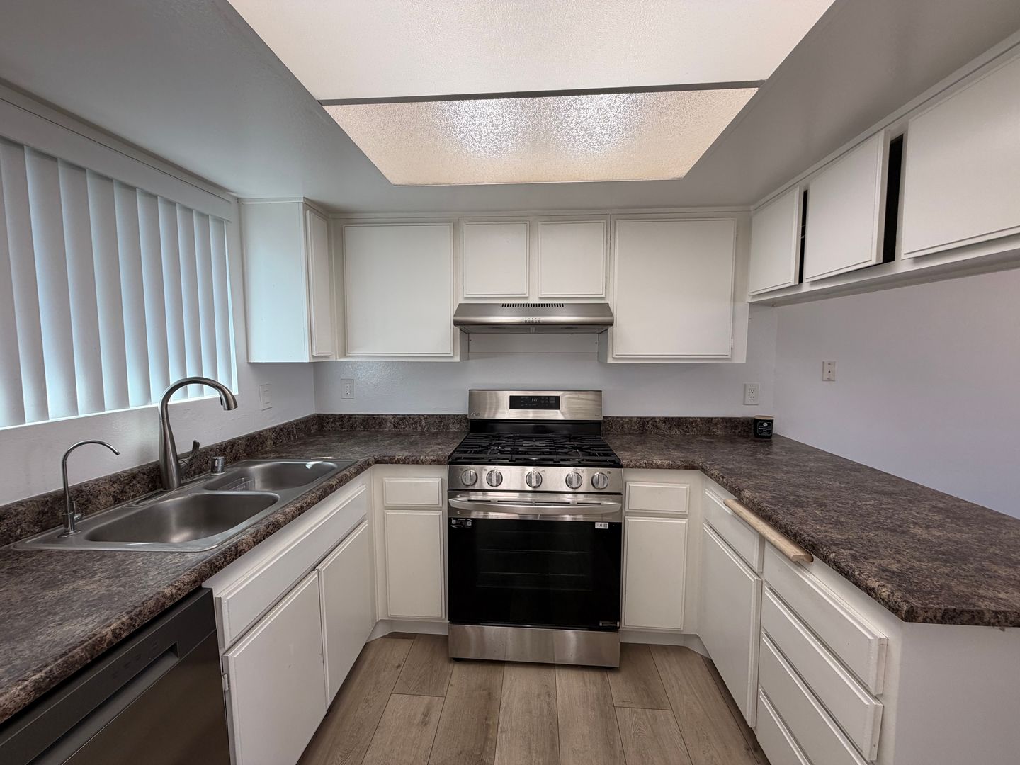 Tujunga Apartment: 10237 Tujunga Canyon Blvd