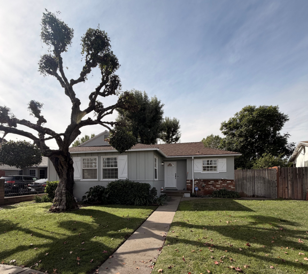 Van Nuys House: 7949 Aldea Avenue