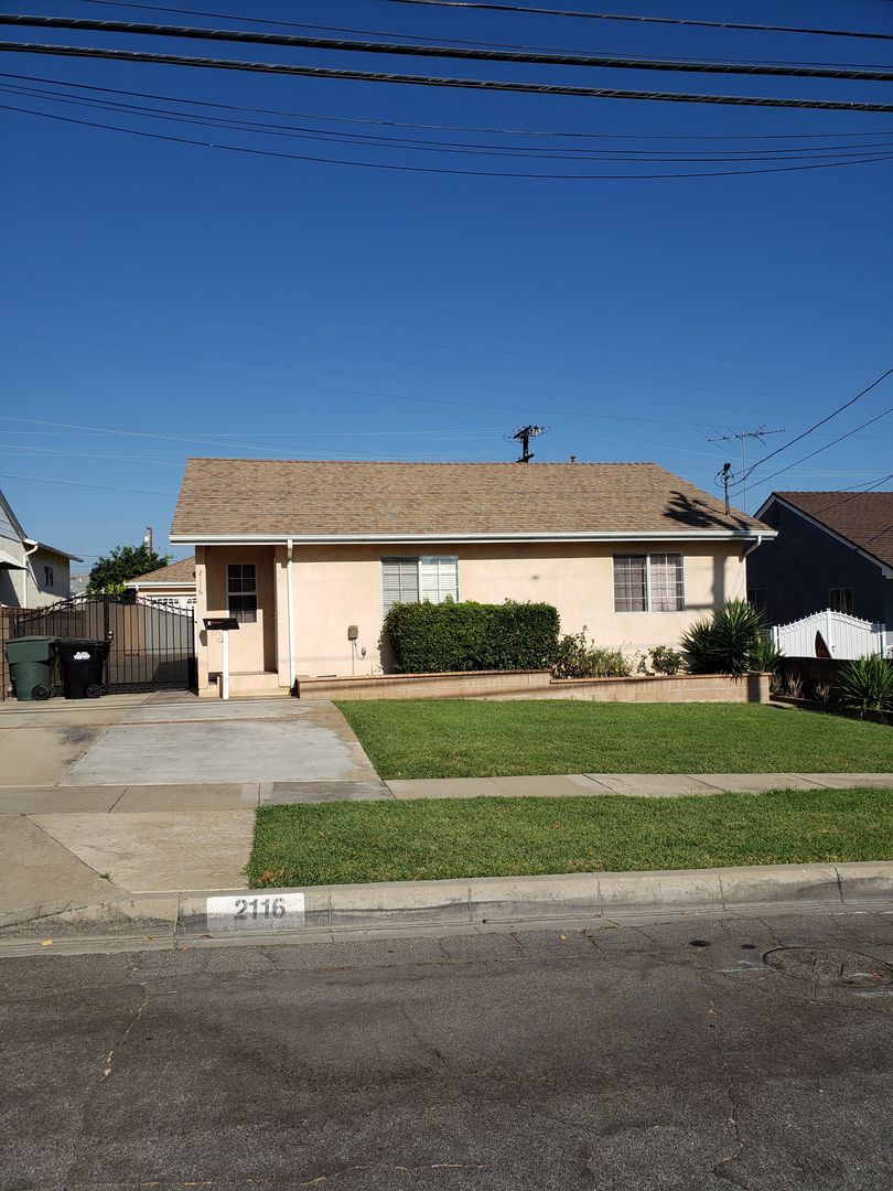 Monterey Park House: 2116 Hendricks Ave.