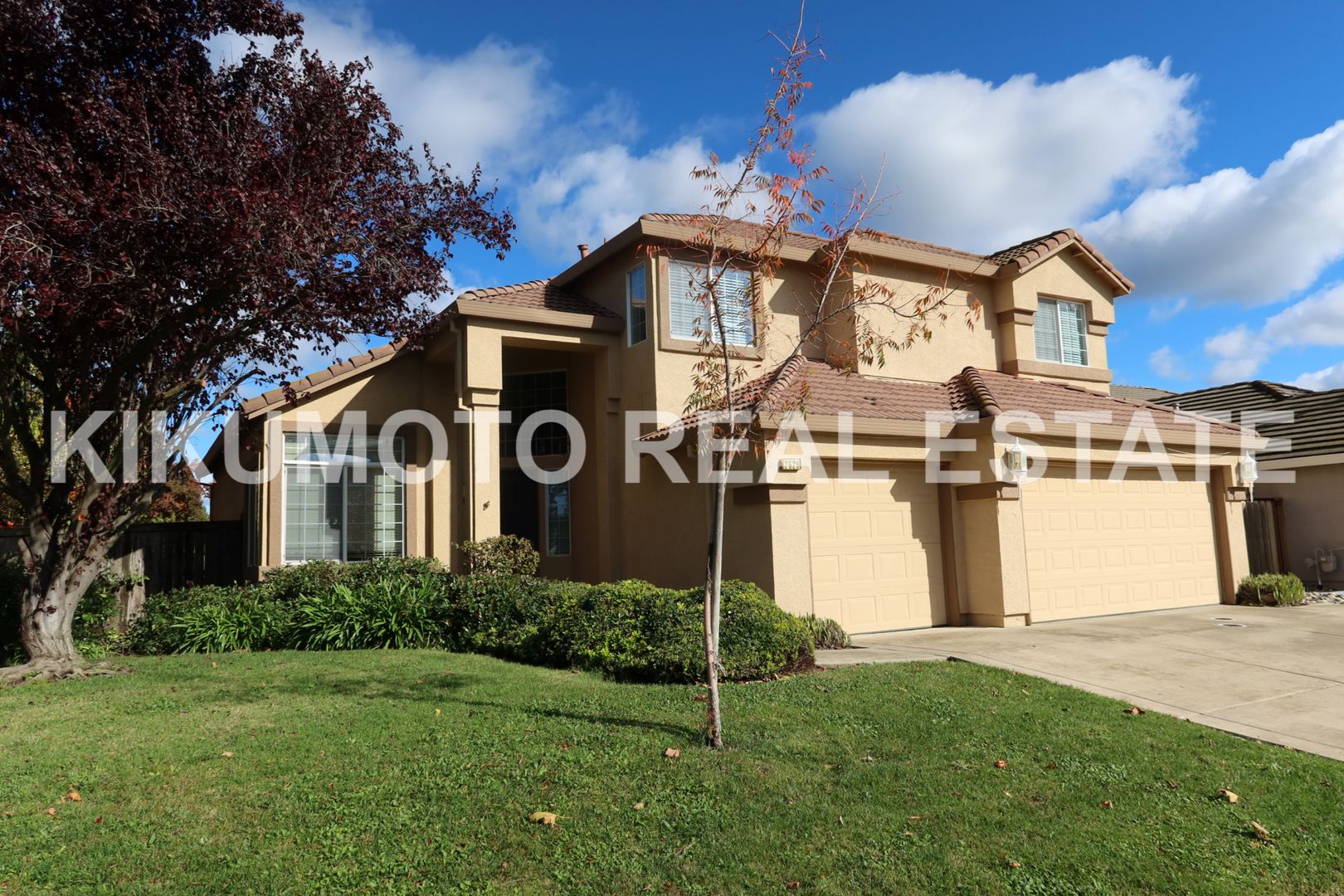 Elk Grove House: 2629 Marina Point Lane