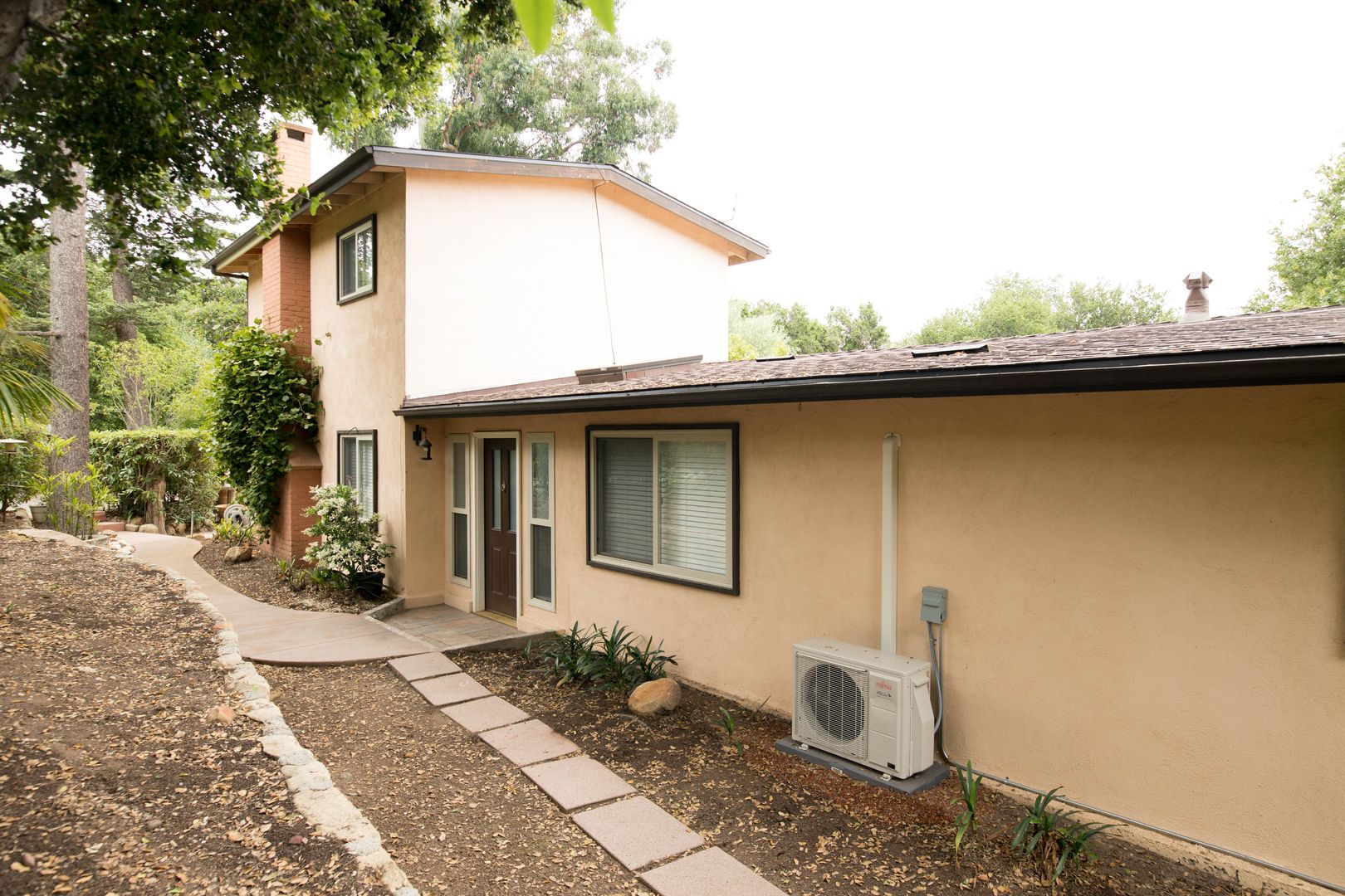 Santa Barbara House: 2604 Foothill Rd