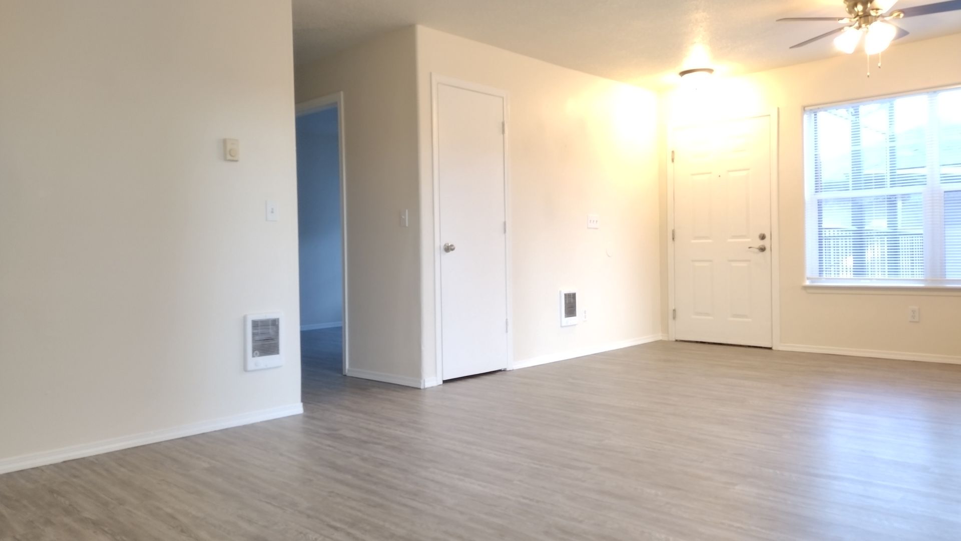 Gresham Apartment: 678 SE Hogan Rd