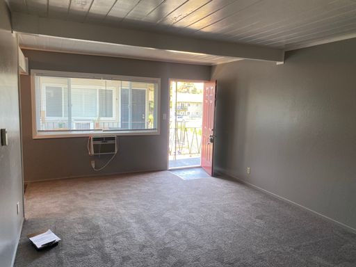 Completely renovated 2 bed/1 bath upstairs unit available immediately in Concord, Ca! – photo 1
