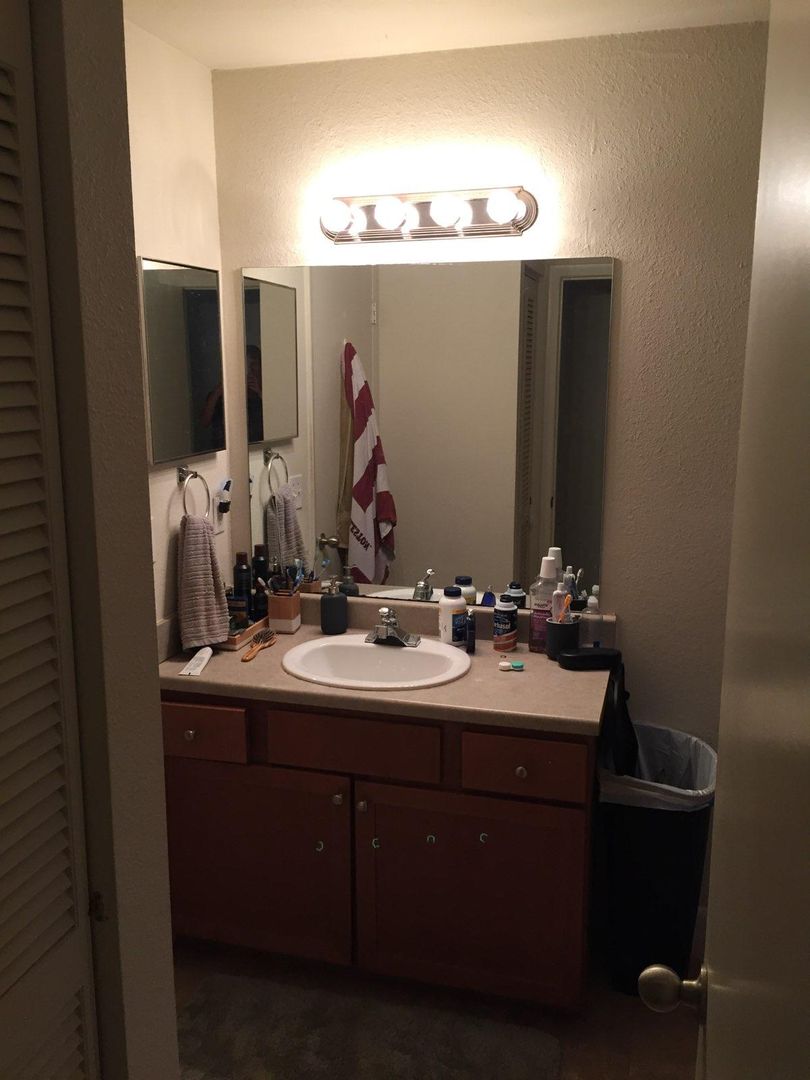 Mount Pleasant Apartment: 277 Alexandra