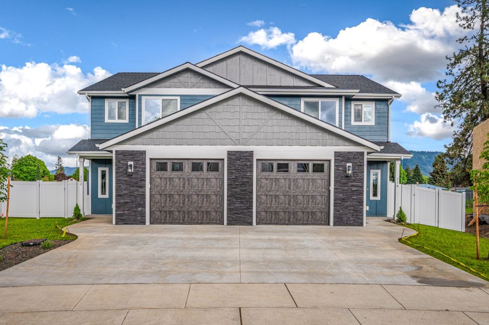 Hayden House: 218 E Lobo Loop