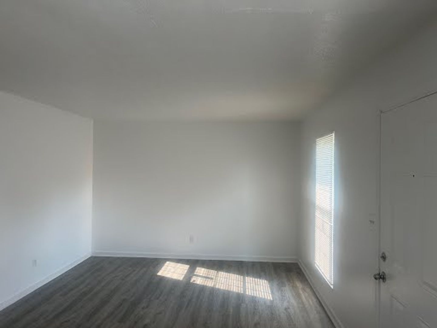 Radcliff Apartment: 603 Cheyenne Road