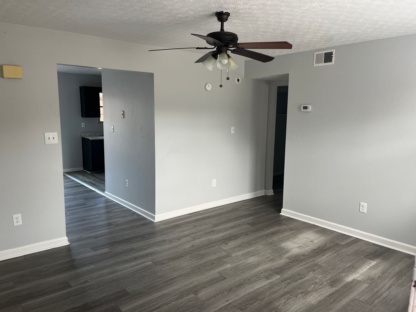 Radcliff Apartment: 275 Shelby Ave