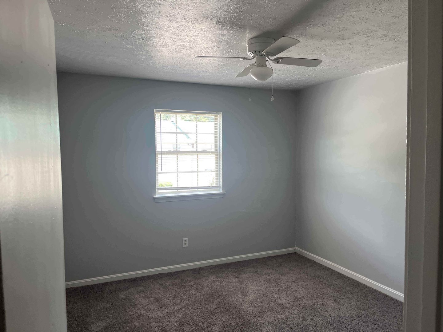 Elizabethtown Apartment: 100 Pear Orchard Estates Dr