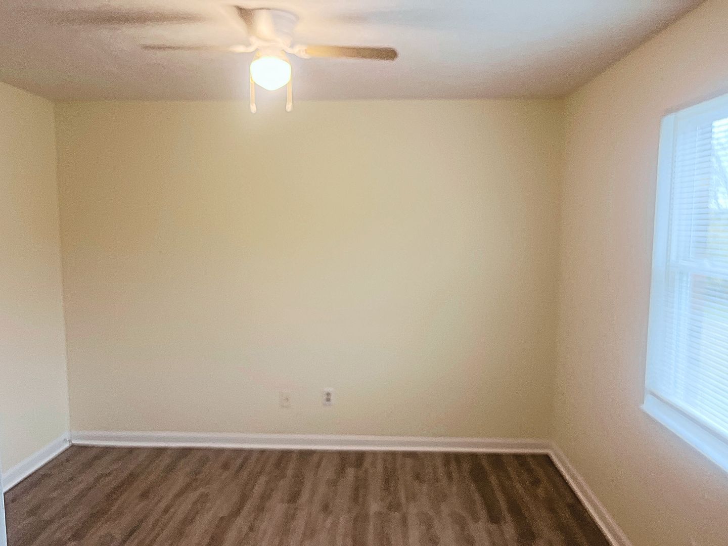 Radcliff Apartment: 1375 Bramblett blvd