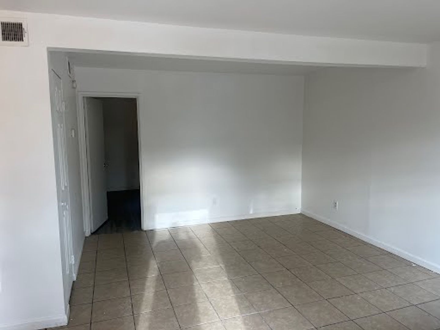 Radcliff Apartment: 306 Elmwood Drive