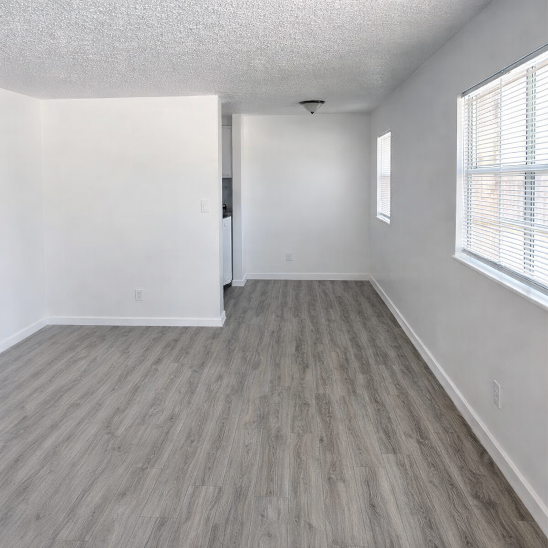 Radcliff Apartment: 601 Cheyenne Road