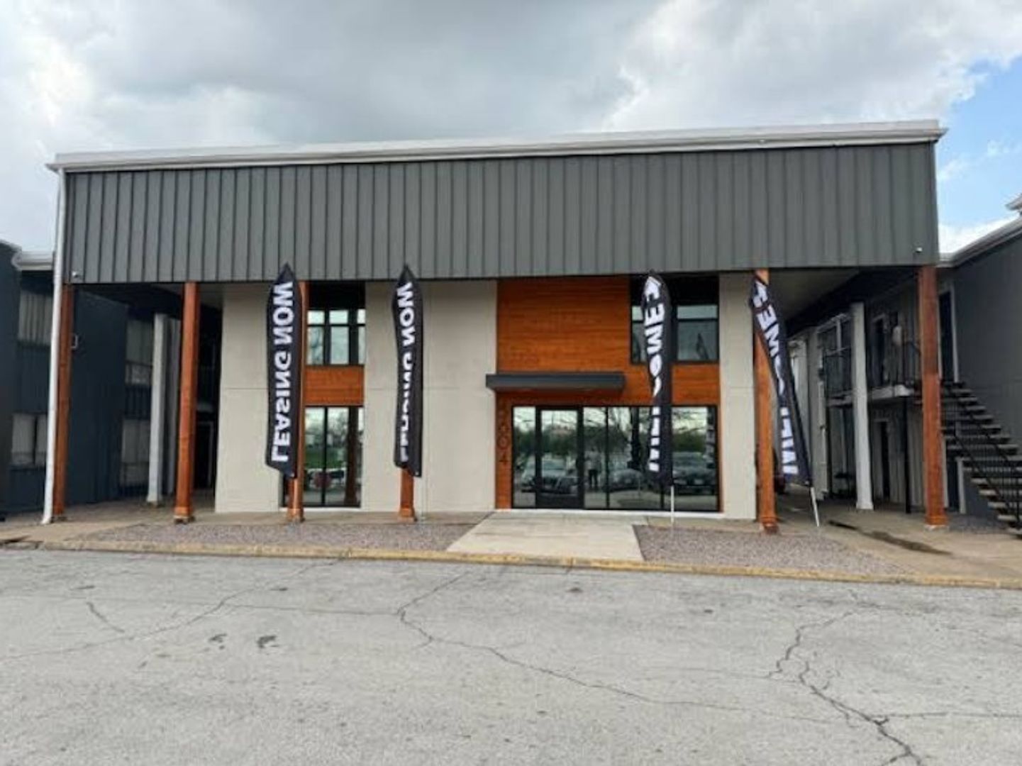 Dallas Apartment: 3604 Legendary Lane